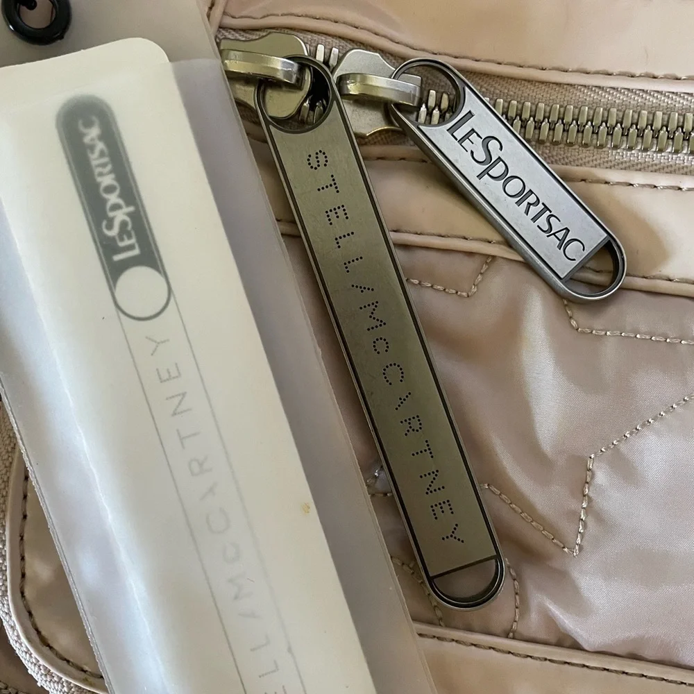 Stella McCartney LeSportsac NWT blush snap in pouch dust bag - Picture 3 of 10